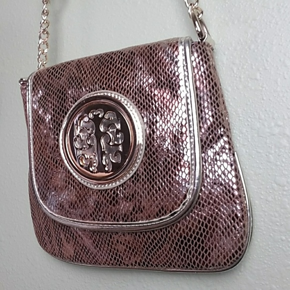 Handbags - 🦋 3/$20 -Crossbody purse
